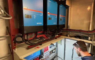 Omvormersysteem door Teus Vlot Elektrotechniek