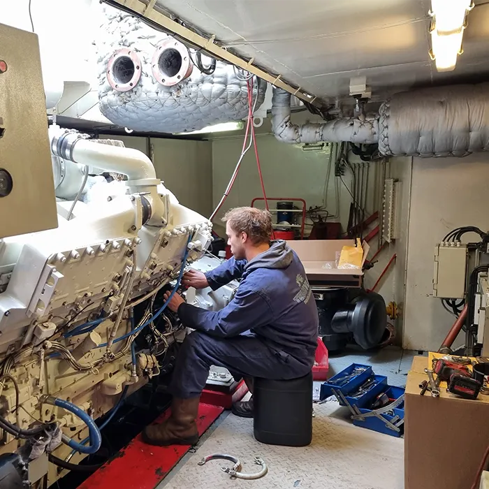 Onderhoud en reparatie - Teus Vlot Diesel en Marine